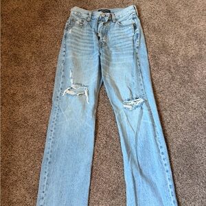 Light Wash Distressed Straight Leg Jeans